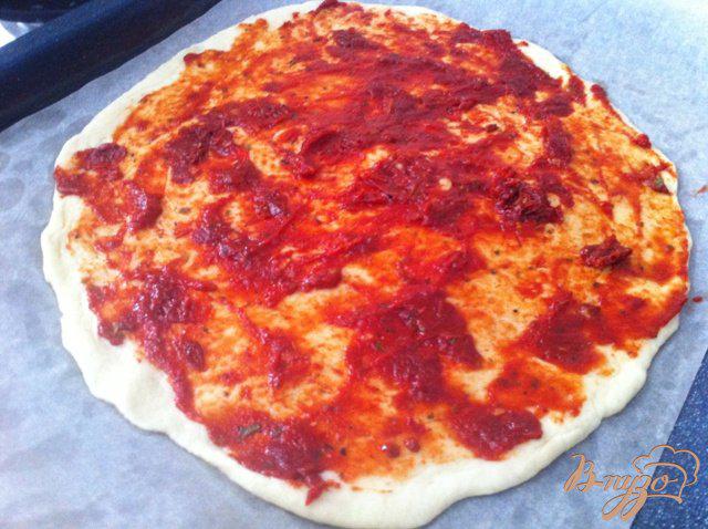 Фото приготовление рецепта: Пицца «Маргарита» шаг №6