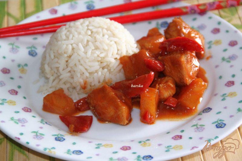 Фото приготовление рецепта: Курица в кисло-сладком соусе по-китайски шаг №5