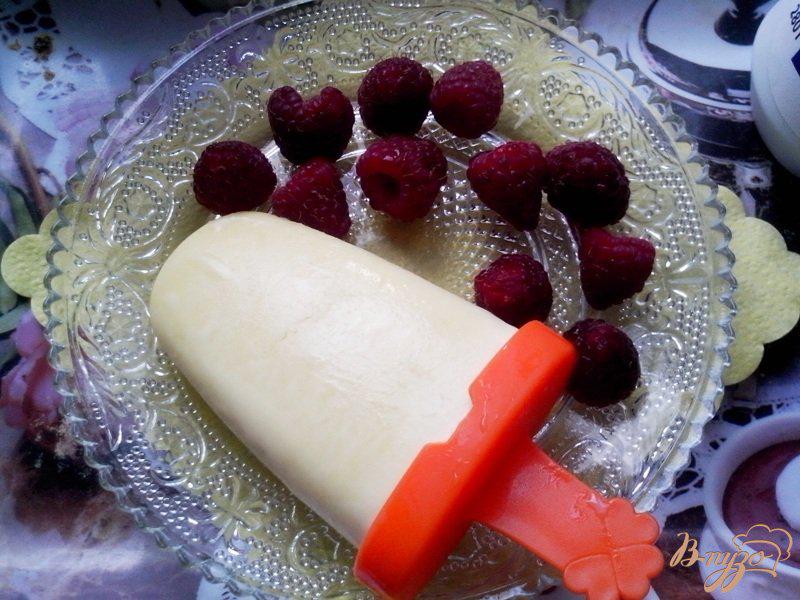 Фото приготовление рецепта: Пломбир в мороженице на домашних сливках шаг №6