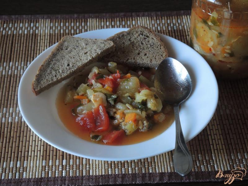 Фото приготовление рецепта: Салат из кабачков и огурцов на зиму шаг №9