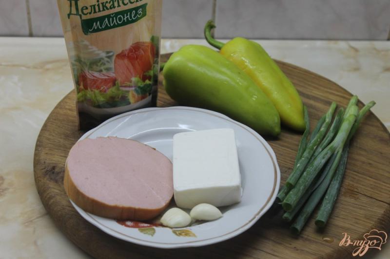 Фото приготовление рецепта: Закуска из зеленого перца шаг №1