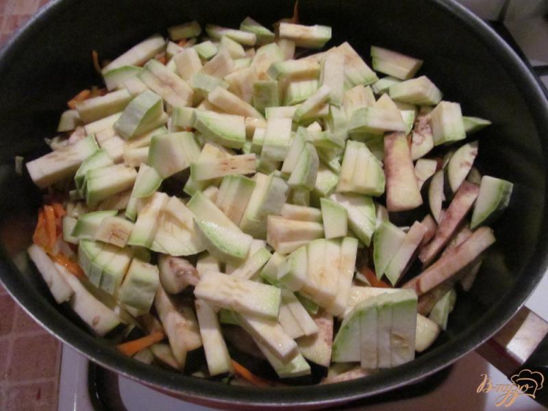 Фото приготовление рецепта: Овощное рагу с майонезом шаг №3