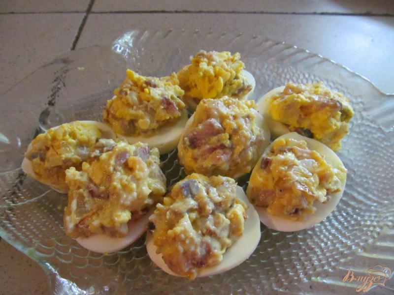 Фото приготовление рецепта: Закуска из яиц с сельдью шаг №5