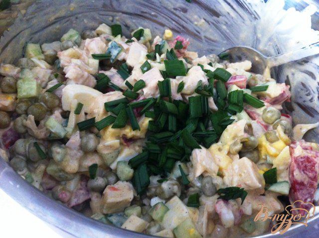 Фото приготовление рецепта: Салат овощной с курицей шаг №10