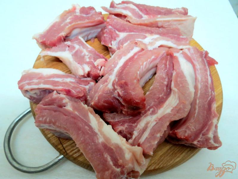 Фото приготовление рецепта: Жаркое из свиных рёбрышек шаг №2