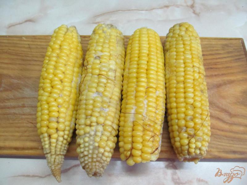Фото приготовление рецепта: Как заморозить кукурузу шаг №1
