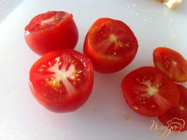 Фото приготовление рецепта: Сырный салат в помидорах шаг №6