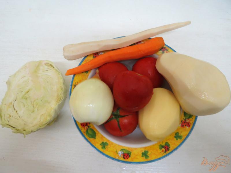 Фото приготовление рецепта: Щи со свежей капусты шаг №1