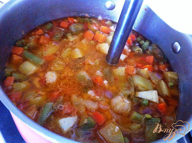 Фото приготовление рецепта: Овощной суп-пюре с куриными колбасками шаг №11