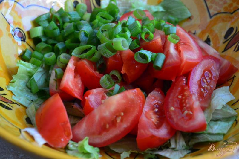 Фото приготовление рецепта: Овощной салат с обжаренными баклажанами шаг №3