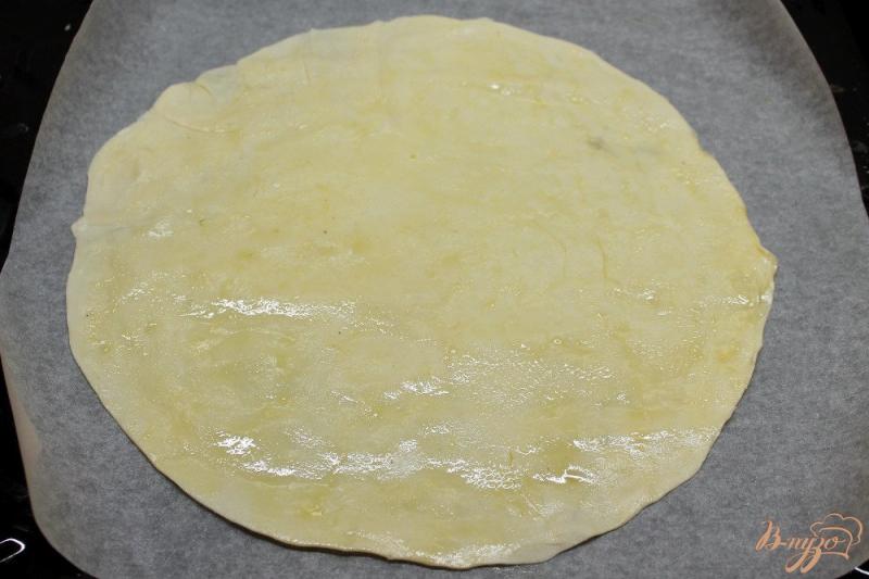 Фото приготовление рецепта: Пицца на слоеном тесте шаг №1