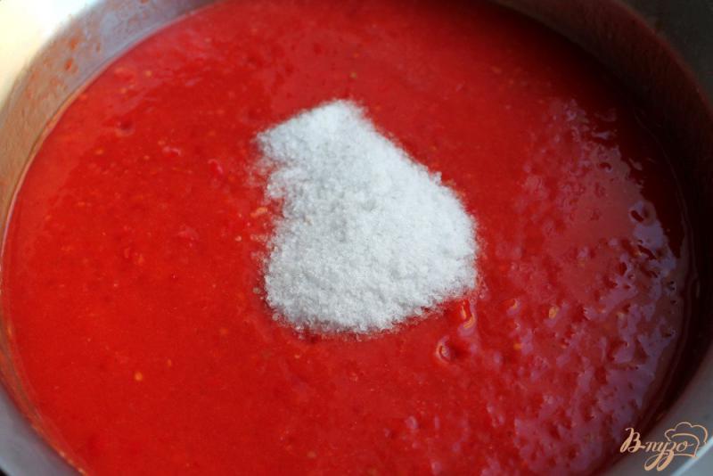 Фото приготовление рецепта: Сладкий кетчуп замороженный на зиму шаг №5