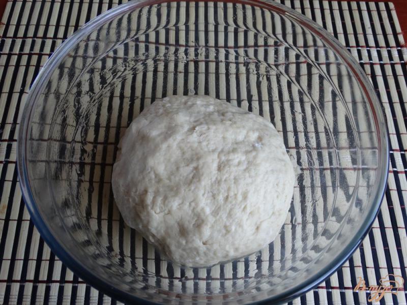 Фото приготовление рецепта: Дрожжевое тесто на кефире «Как пух» шаг №5