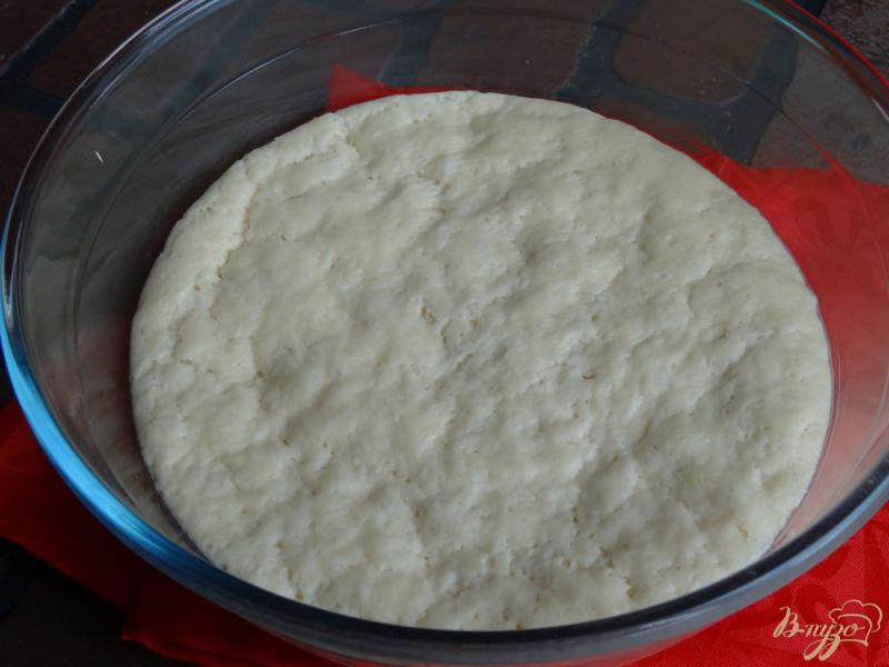 Фото приготовление рецепта: Жареные пирожки с консервированной вишней шаг №7