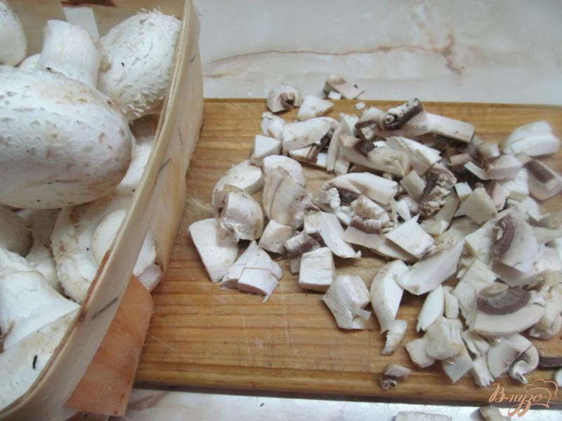 Фото приготовление рецепта: Омлет блинчатый с грибами шаг №1