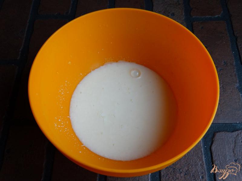 Фото приготовление рецепта: Бездрожжевое кефирное тесто для жареных пирожков шаг №1