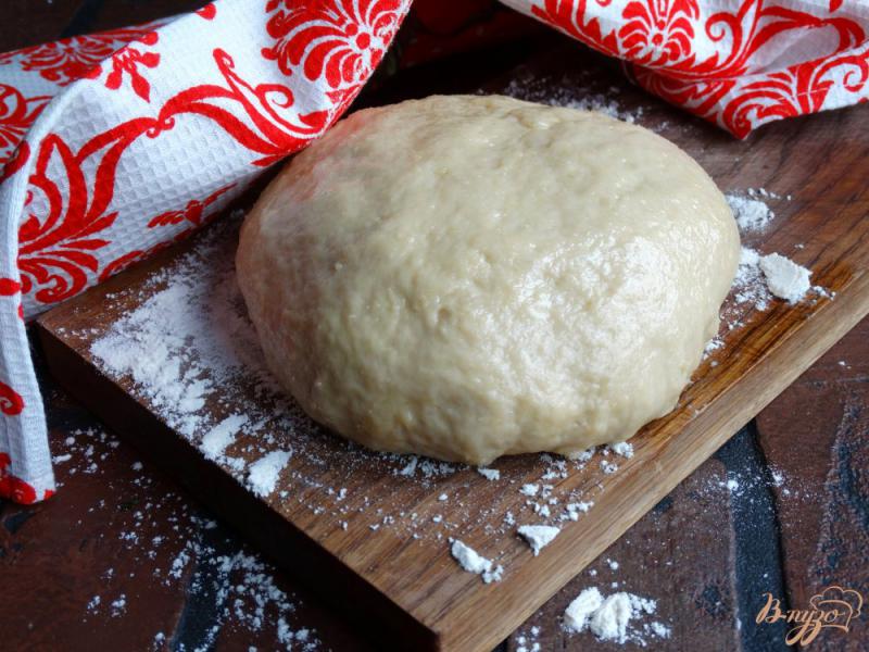 Фото приготовление рецепта: Бездрожжевое кефирное тесто для жареных пирожков шаг №7