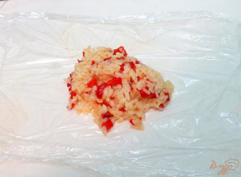 Фото приготовление рецепта: Рисовый гарнир с перцем. шаг №6