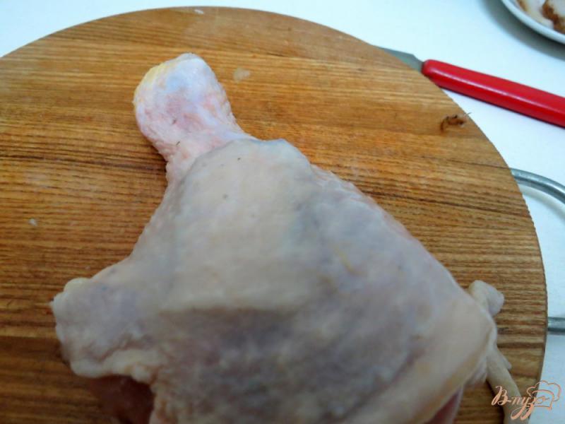 Фото приготовление рецепта: Куриные ножки в томатном соусе шаг №4