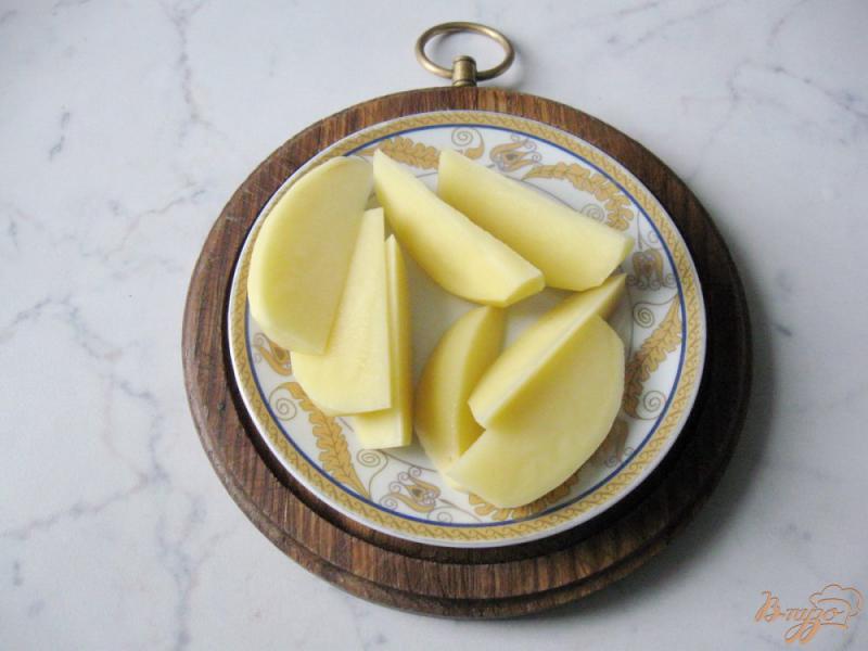 Фото приготовление рецепта: Картофель запечённый с плавленым сыром шаг №1