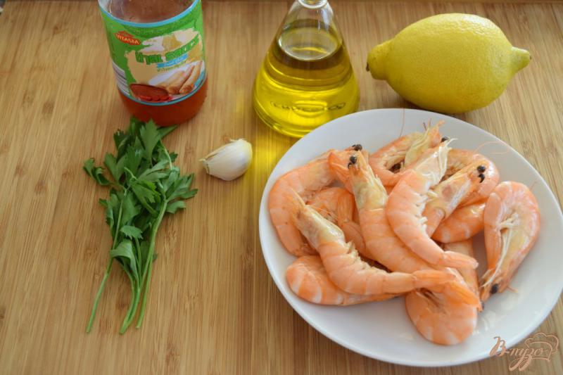 Фото приготовление рецепта: Креветки в лимонно- чесночном маринаде шаг №1