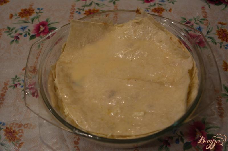 Фото приготовление рецепта: Ленивый пирог с сыром и яйцом шаг №5
