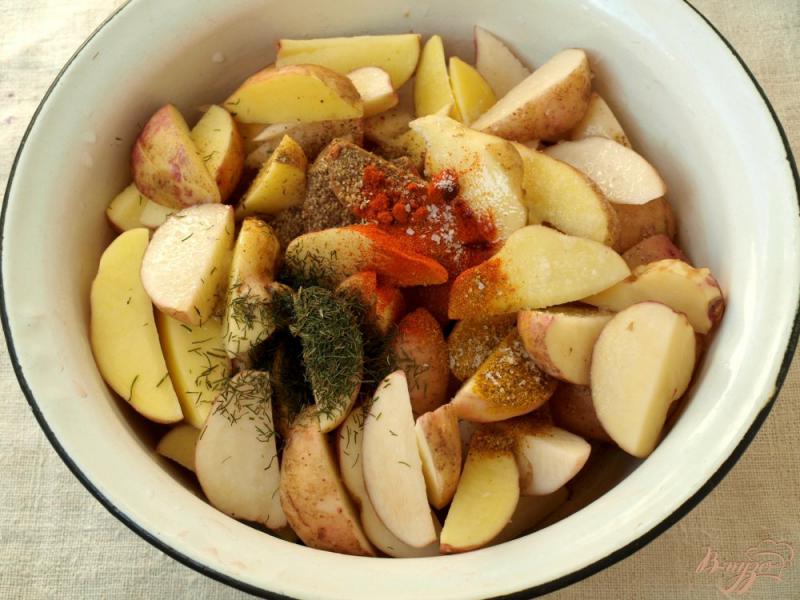 Фото приготовление рецепта: Картошка по-селянски в духовке шаг №2