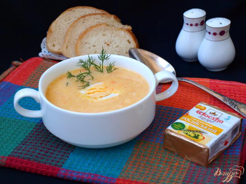 Фото приготовление рецепта: Овощной суп-пюре с плавлеными сырками шаг №5