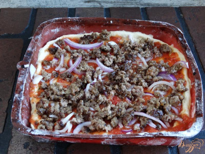 Фото приготовление рецепта: Пицца с фаршем шаг №6