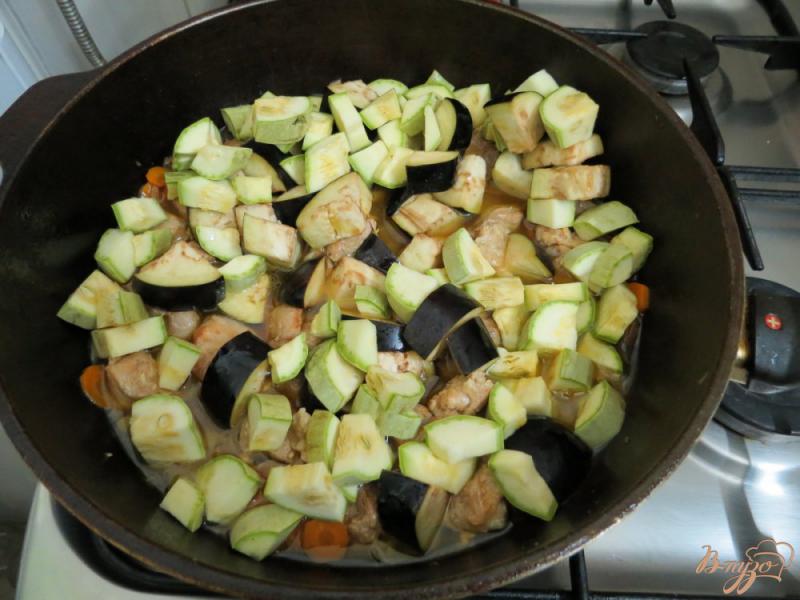 Фото приготовление рецепта: Мясо с овощами шаг №8