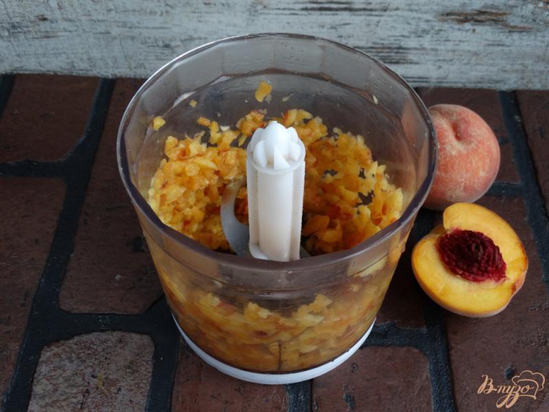 Фото приготовление рецепта: Персиковый милкшейк шаг №1