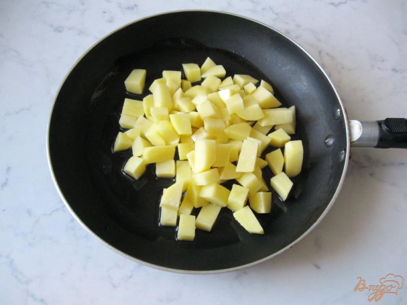 Фото приготовление рецепта: Картофельно-овощная запеканка. шаг №1