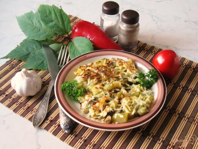 Фото приготовление рецепта: Картофельно-овощная запеканка. шаг №7