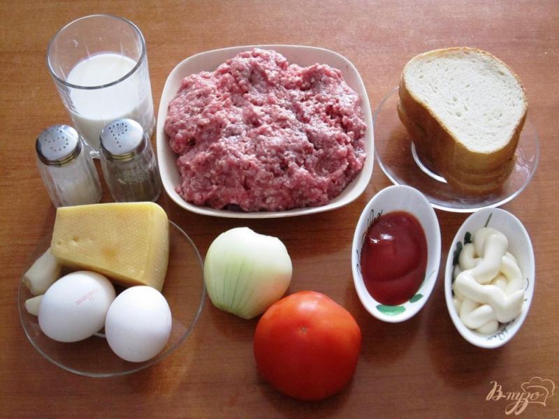 Фото приготовление рецепта: Запеченные котлеты с помидорами и сыром шаг №1