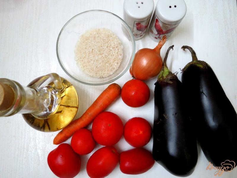 Фото приготовление рецепта: Баклажаны фаршированные рисом и морковью шаг №1