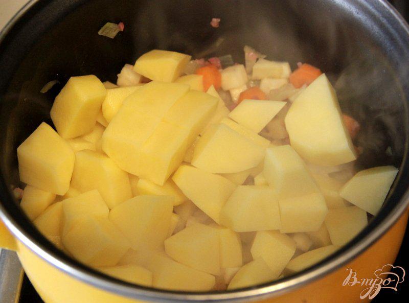 Фото приготовление рецепта: Рагу с горохом и овощами шаг №3