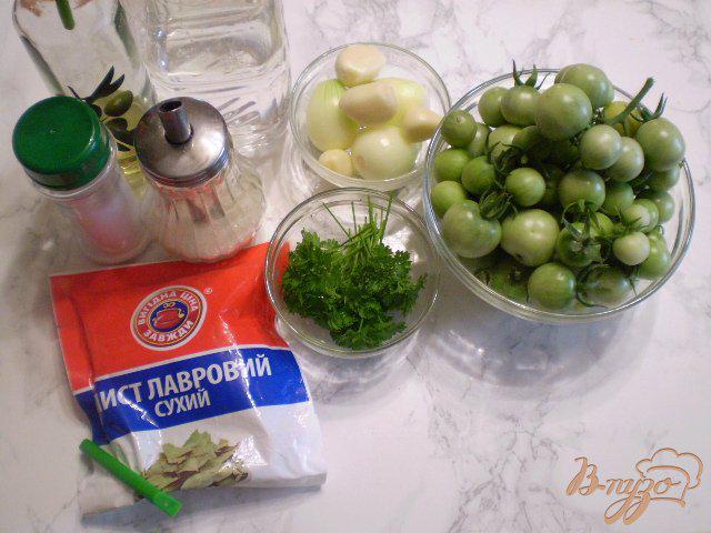 Фото приготовление рецепта: Зеленые помидоры черри на зиму шаг №1
