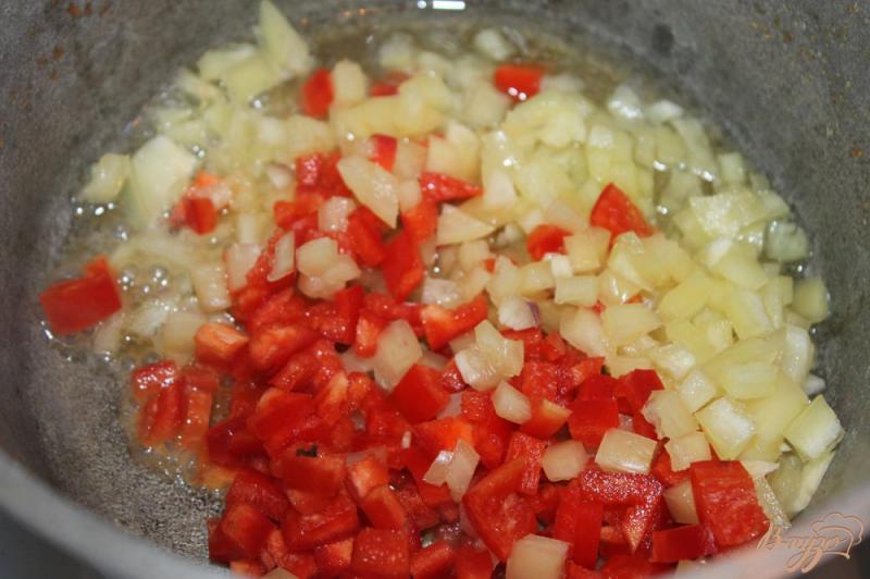 Фото приготовление рецепта: Томатный соус с перцем чили шаг №3