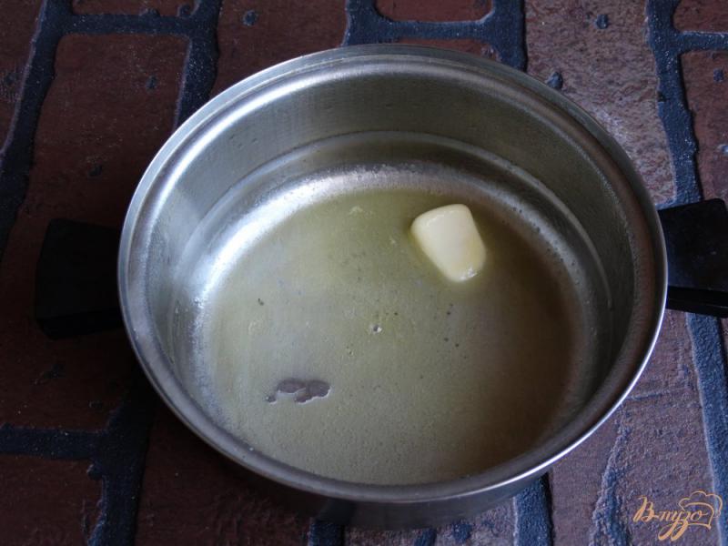 Фото приготовление рецепта: Сливочный крем-суп с цукини и шампиньонами шаг №1