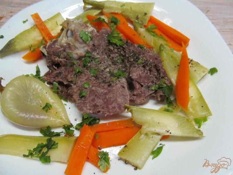 Фото приготовление рецепта: Мясо говядины с овощами на пару в мультиварке шаг №5
