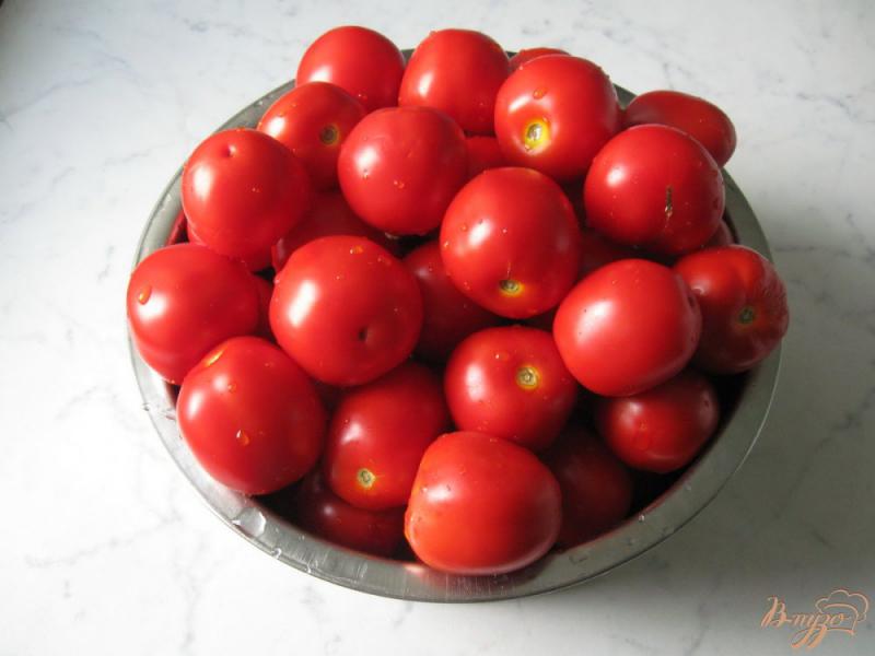 Фото приготовление рецепта: Кисло-сладкие консервированные помидоры. шаг №1