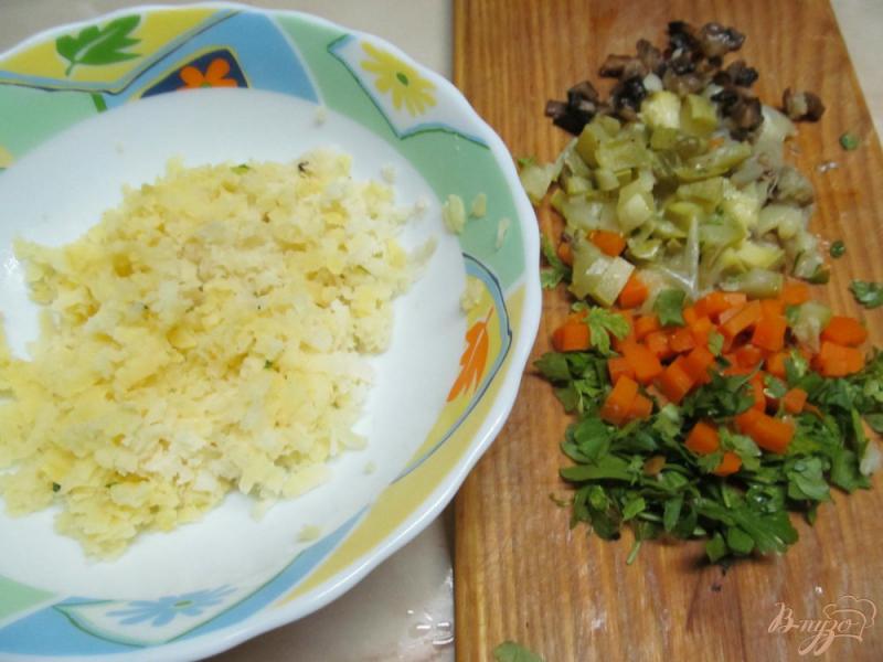 Фото приготовление рецепта: Башенки из овощных котлет шаг №1