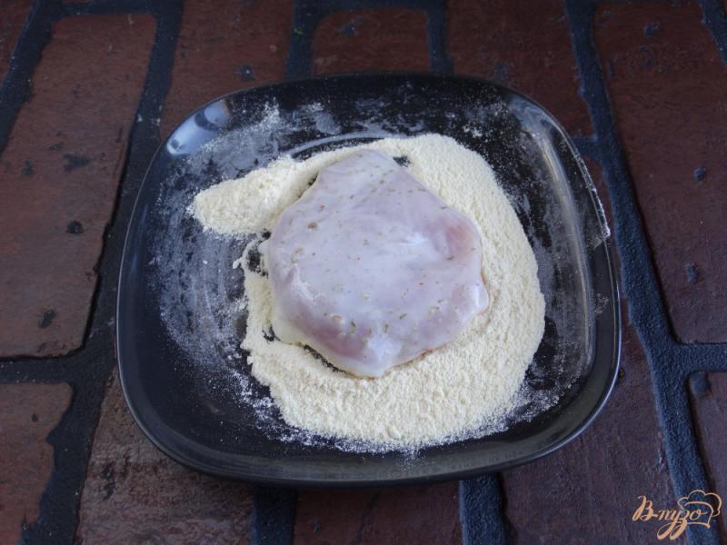 Фото приготовление рецепта: Куриное филе в кефирно-лаймовом маринаде шаг №6