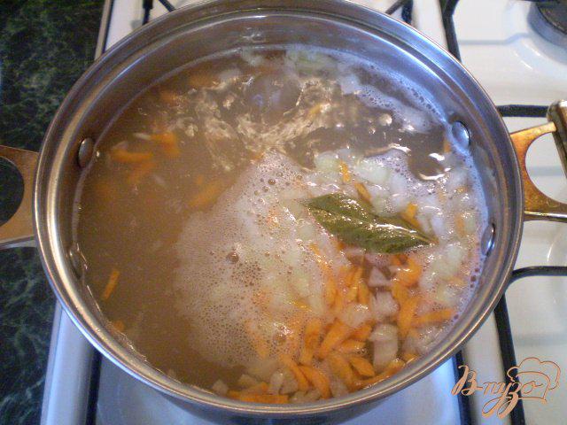 Фото приготовление рецепта: Рисовый постный суп с кабачком шаг №5