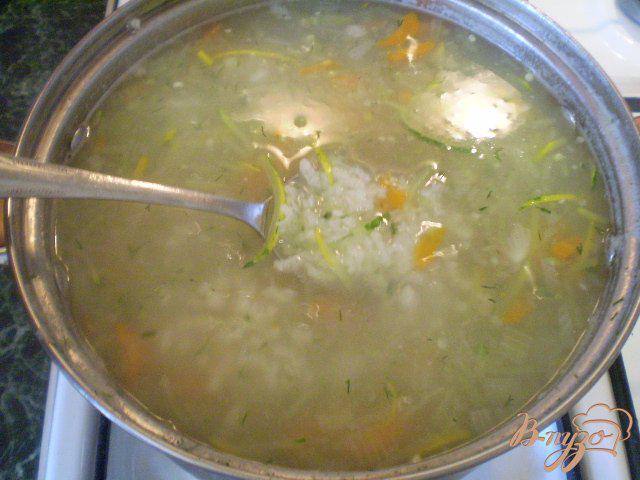 Фото приготовление рецепта: Рисовый постный суп с кабачком шаг №8