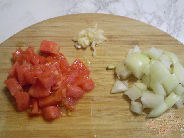 Фото приготовление рецепта: Суп с фасолью и помидором шаг №6