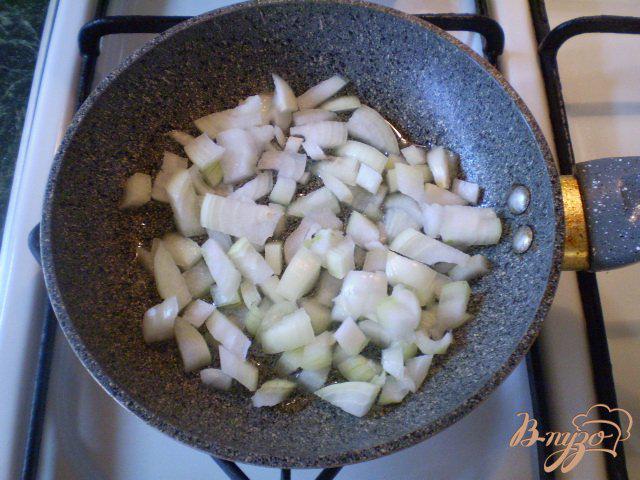 Фото приготовление рецепта: Салат со стручковой фасолью шаг №4
