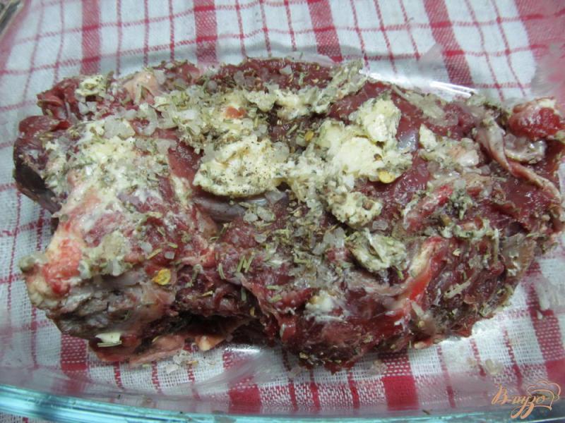 Фото приготовление рецепта: Запеченная телятина в специях шаг №3
