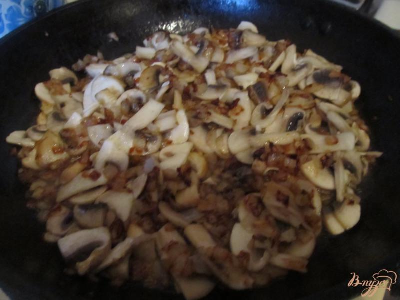 Фото приготовление рецепта: Мясные рулетики с грибами и рисом шаг №1