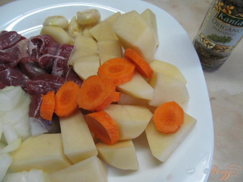 Фото приготовление рецепта: Запеченная баранина с овощами в духовке шаг №1
